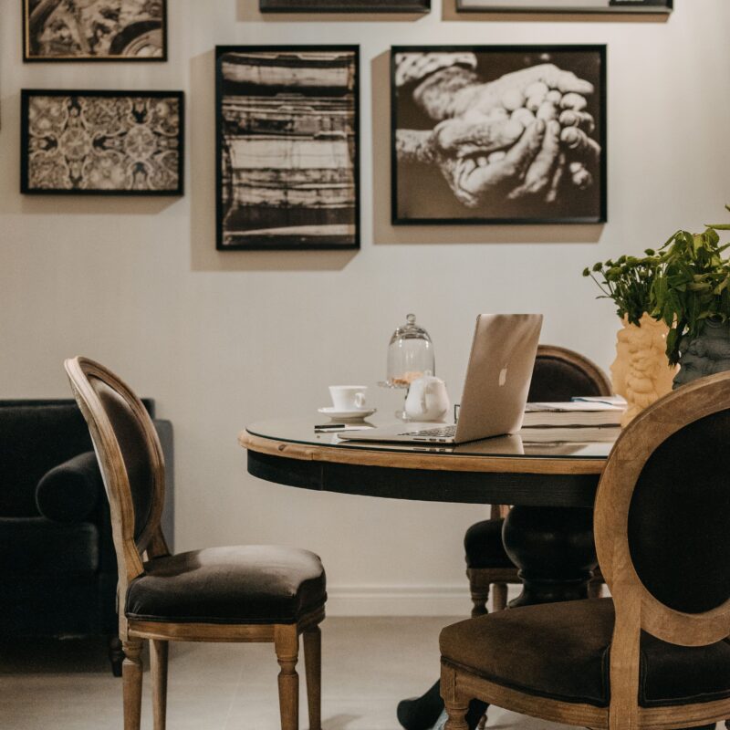 Palazzo Natoli è un elegante Boutique Hotel nel cuore del centro storico di Palermo.
