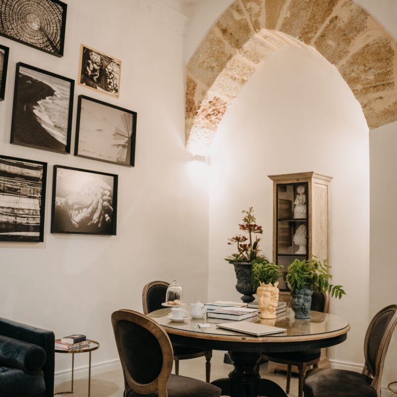 Palazzo Natoli è un elegante Boutique Hotel nel cuore del centro storico di Palermo.